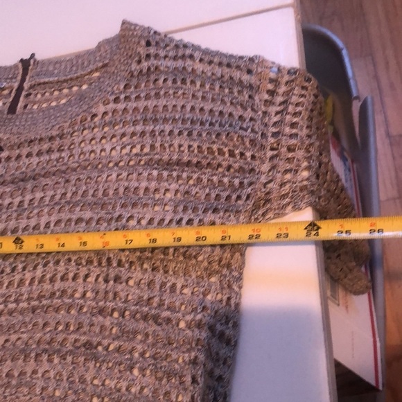 Two by Two  New York size XL tan/ beige open knit scoop neck 3/4 sleeve,back zip - Picture 9 of 14